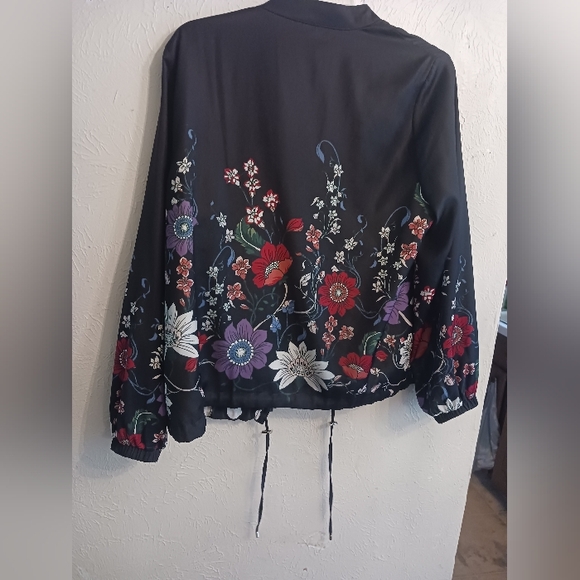 Reversible jckt - Picture 3 of 5